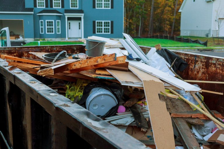 The Dos and Don’ts of Construction Junk Removal: Tips for Managing Waste in the Industry