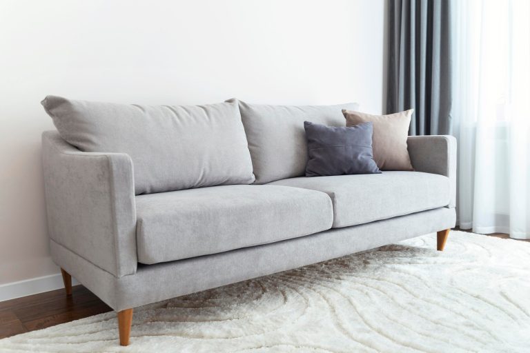 Find Your Perfect Fit: Corner Sofas for Small & Large Spaces